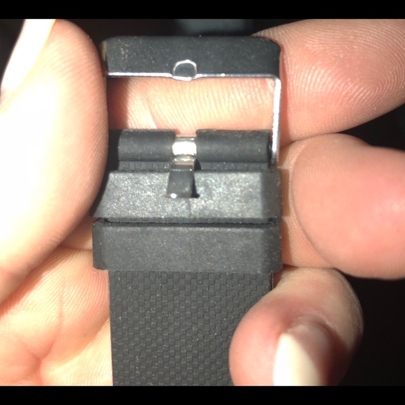 Brand new Wareable Tech Bluetooth Watch - Picture 4 of 5